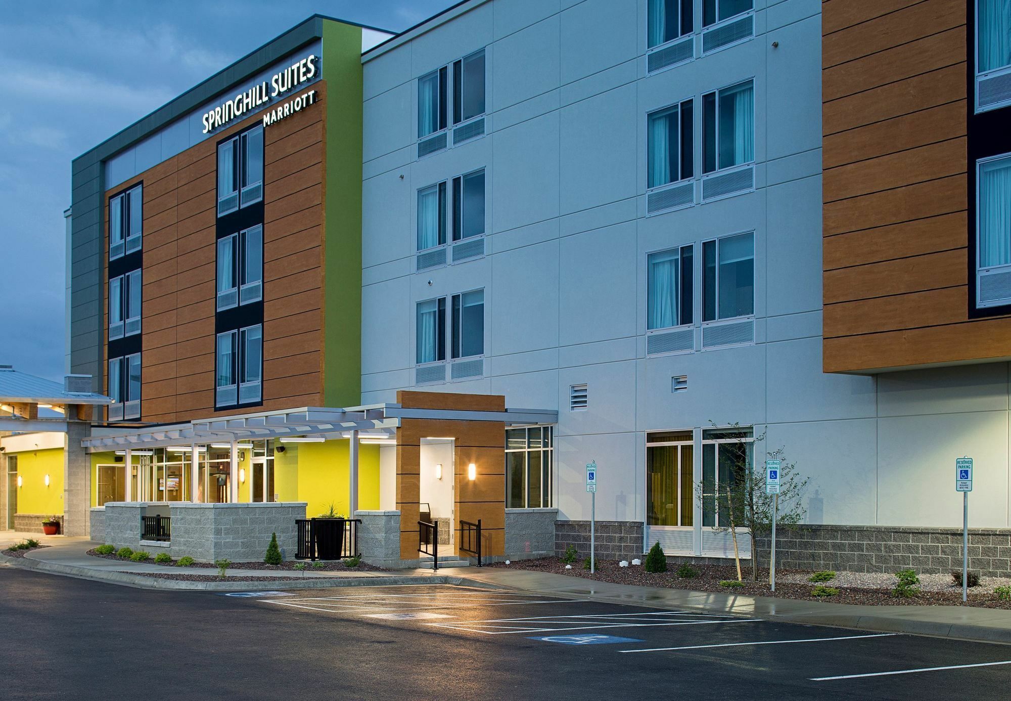 Springhill Suites By Marriott Kalispell Eksteriør billede